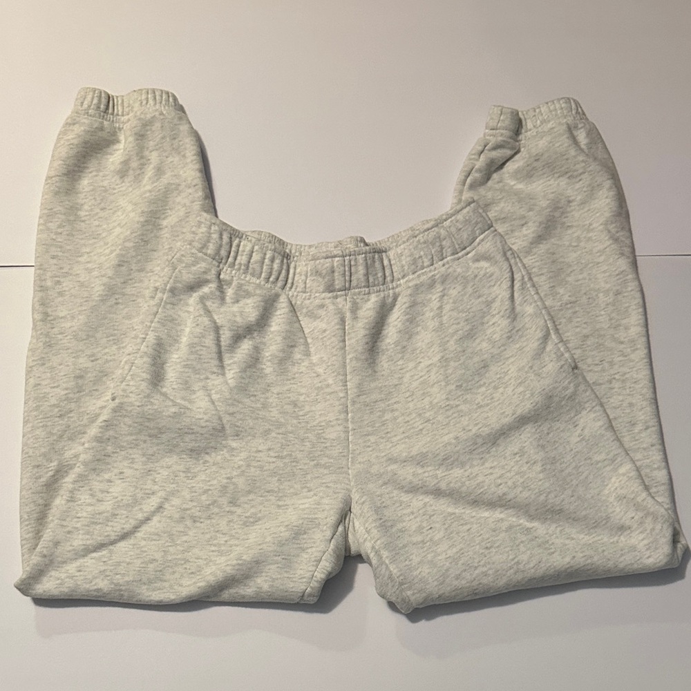 Aritzia TNA Joggers